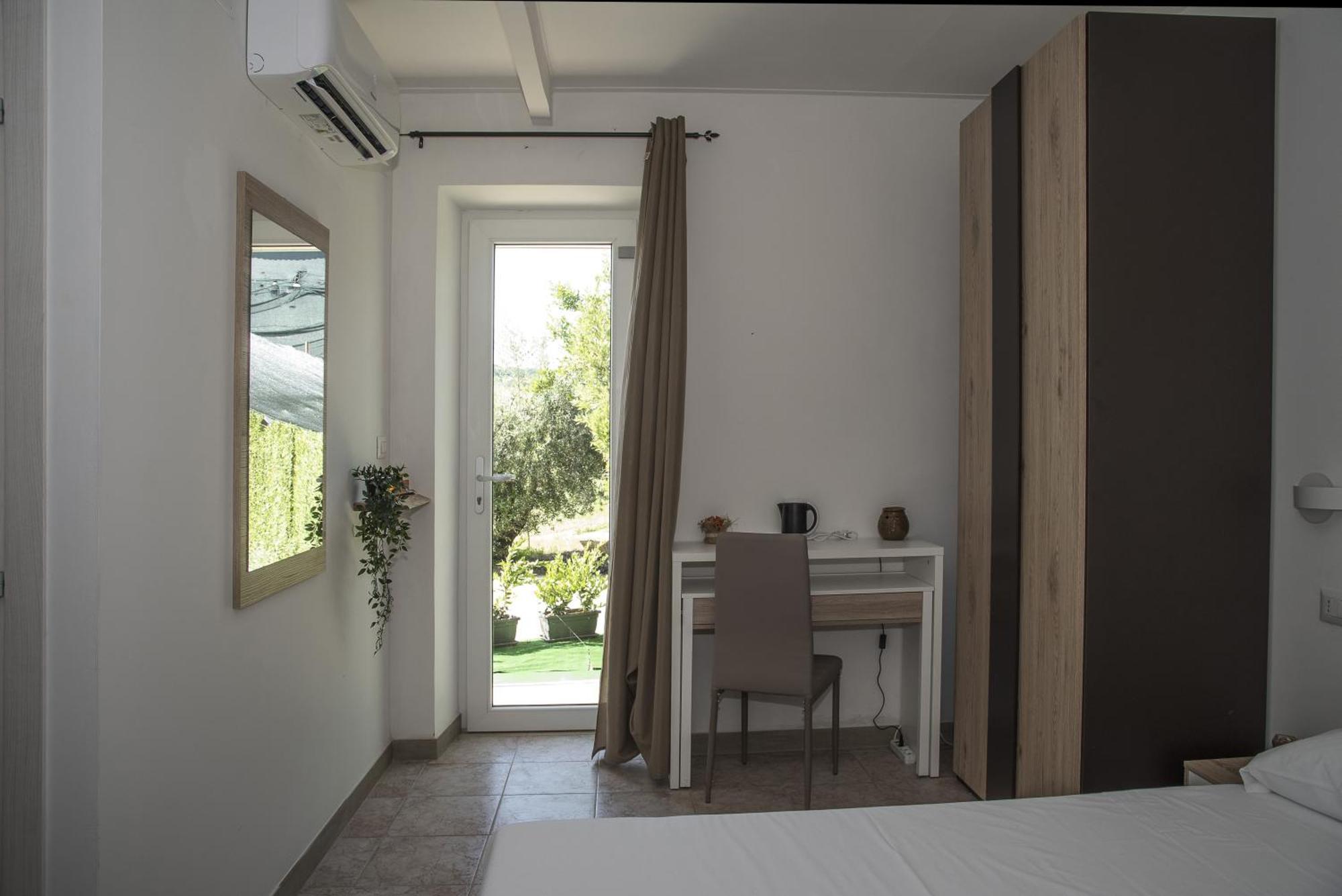 Queen Appartamenti E Camere Campofilone Екстериор снимка